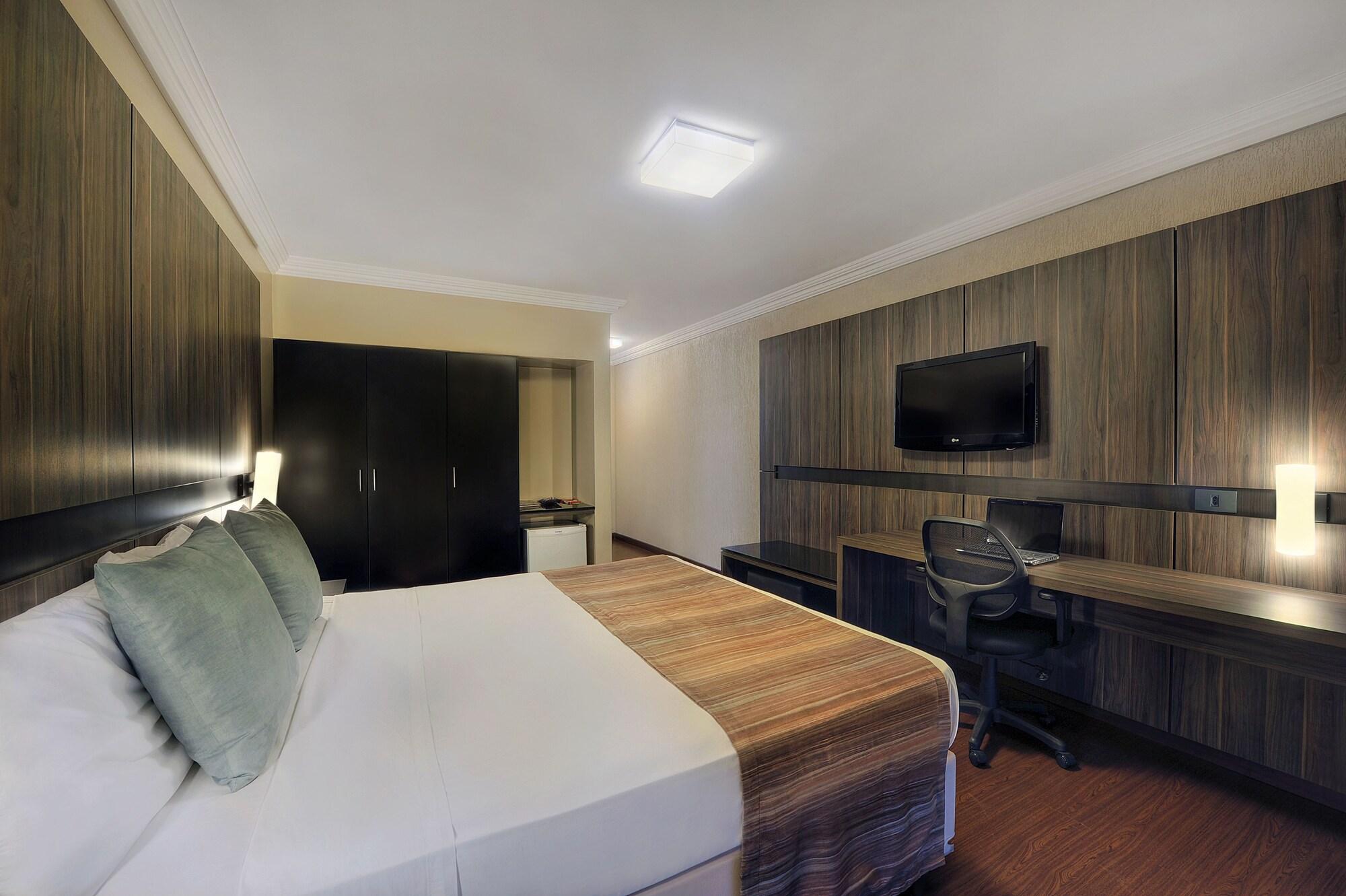 Hotel Deville Express Cascavel Каскавел Экстерьер фото