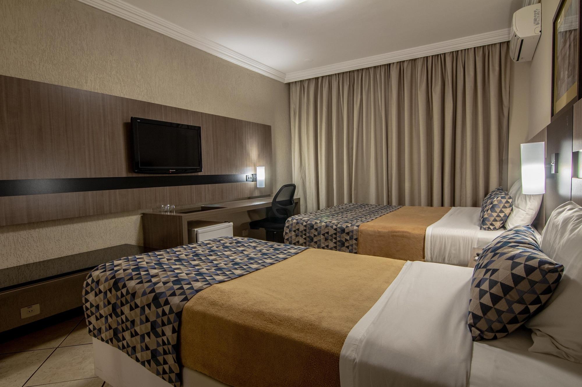 Hotel Deville Express Cascavel Каскавел Экстерьер фото