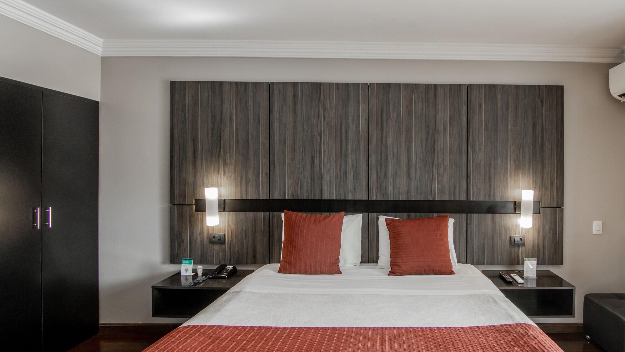 Hotel Deville Express Cascavel Каскавел Экстерьер фото