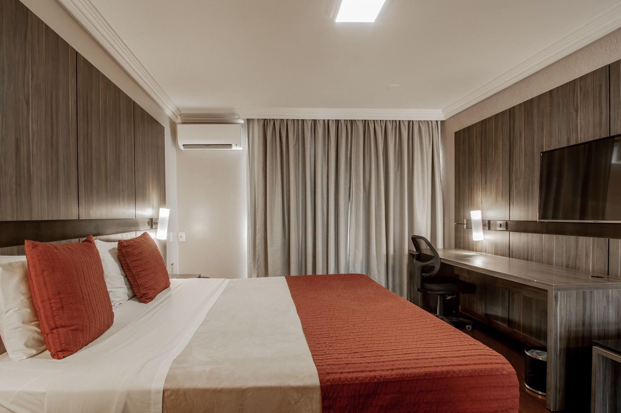Hotel Deville Express Cascavel Каскавел Экстерьер фото