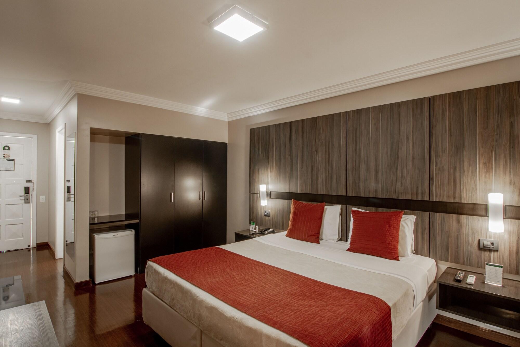 Hotel Deville Express Cascavel Каскавел Экстерьер фото