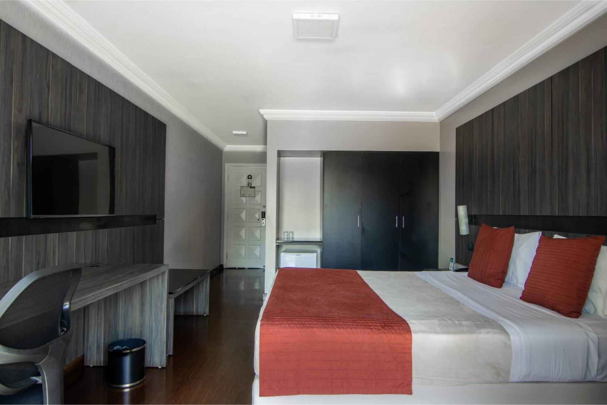 Hotel Deville Express Cascavel Каскавел Экстерьер фото