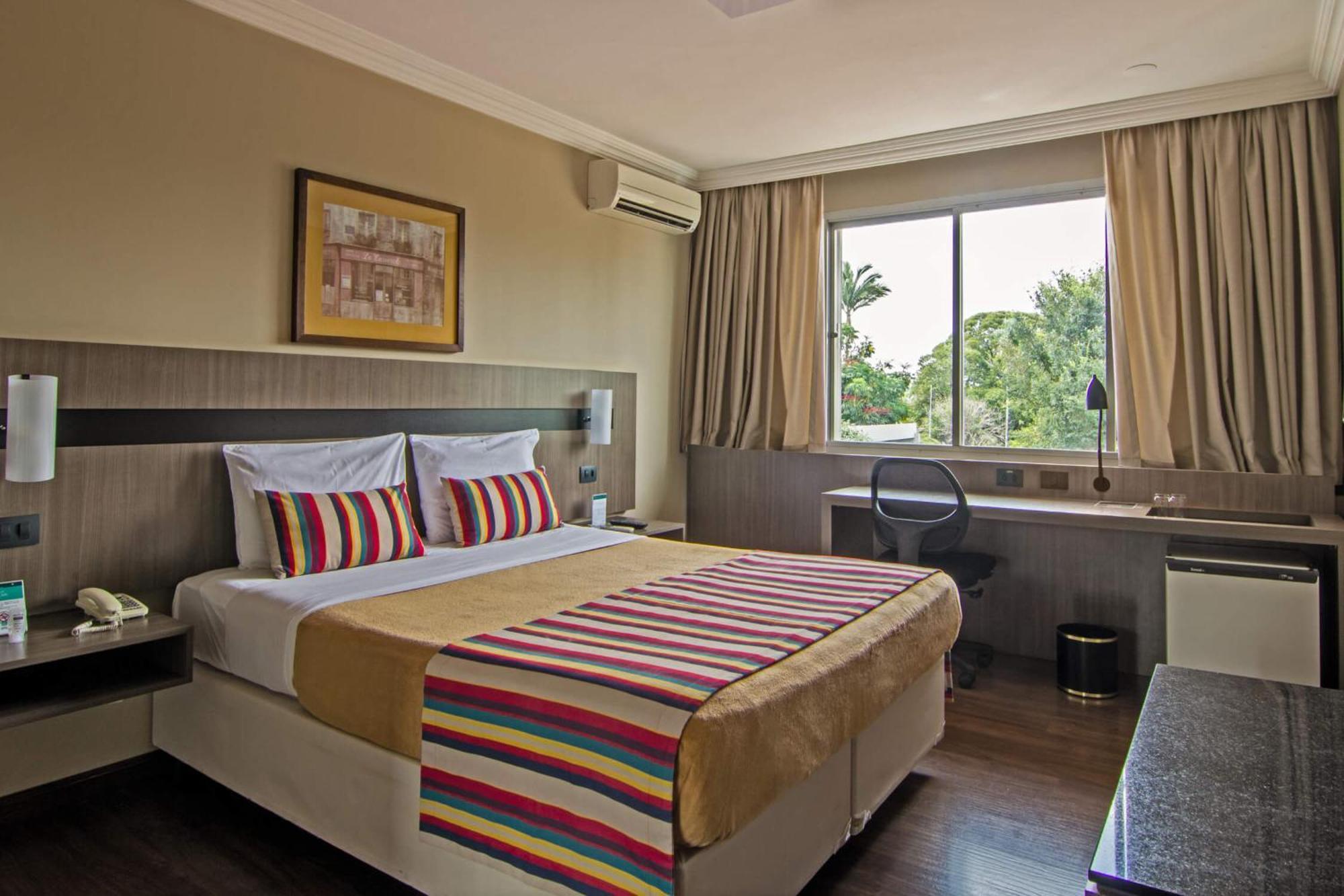 Hotel Deville Express Cascavel Каскавел Экстерьер фото