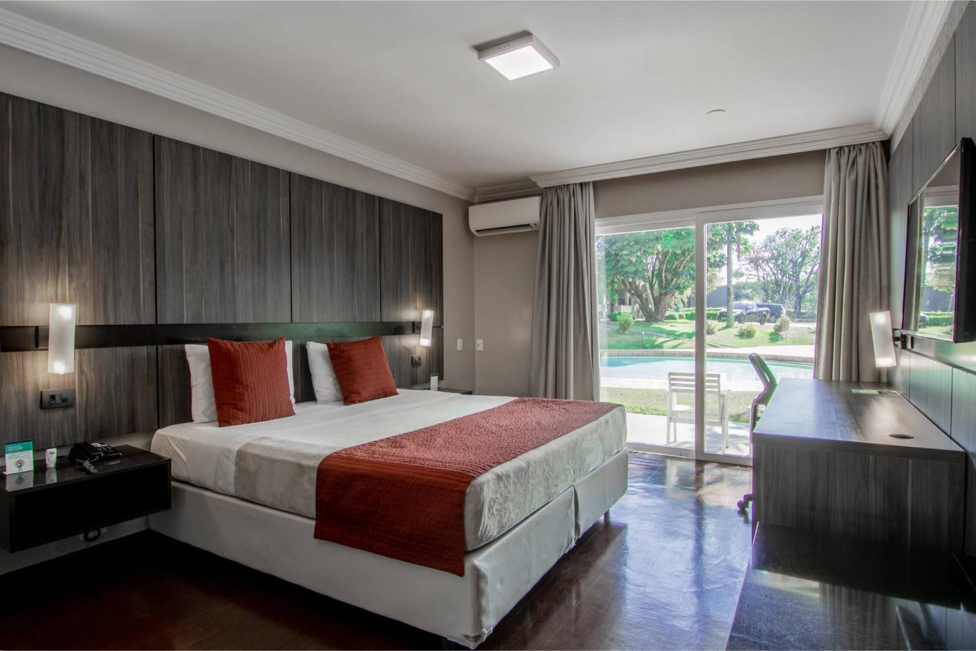 Hotel Deville Express Cascavel Каскавел Экстерьер фото