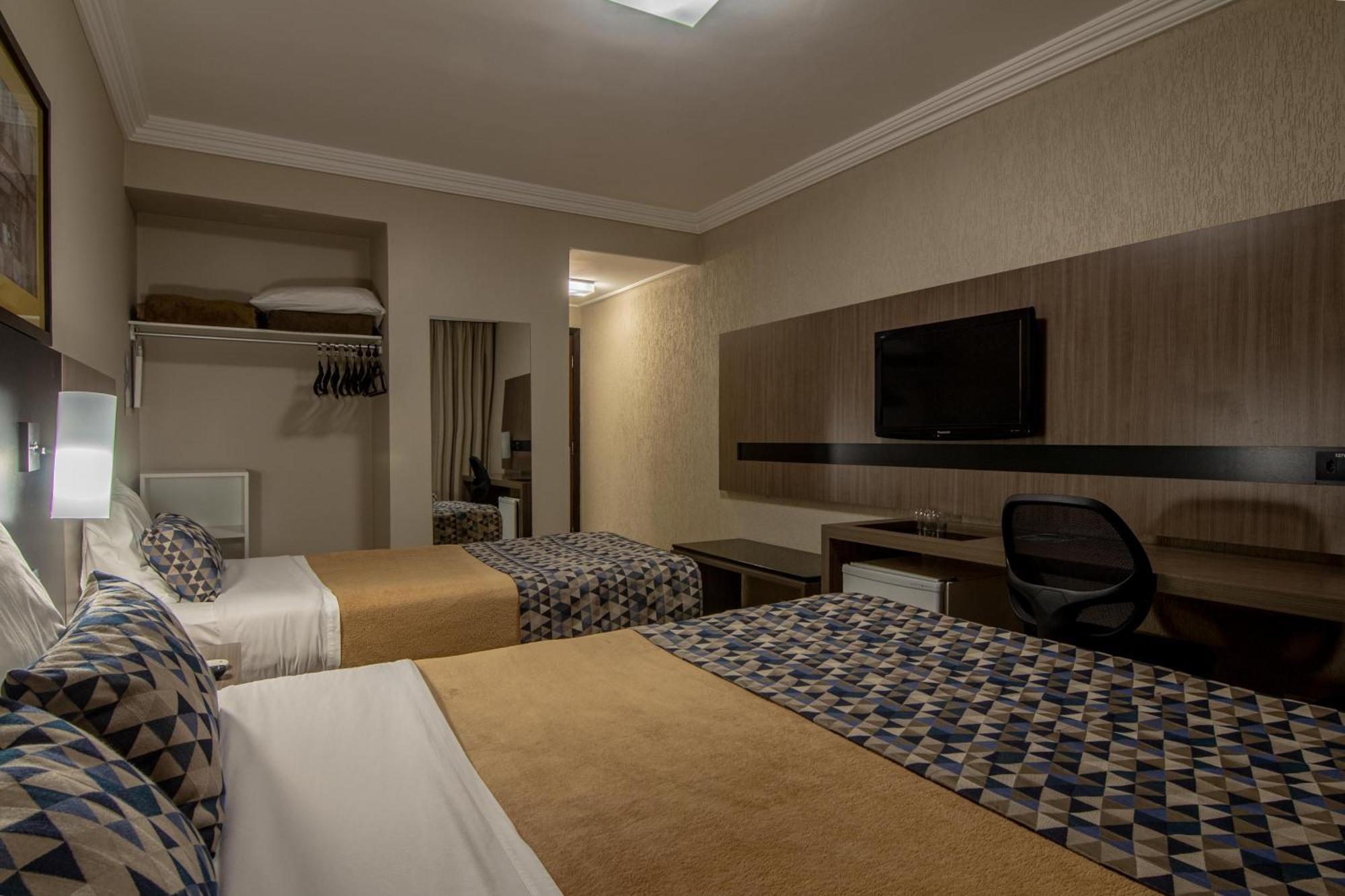 Hotel Deville Express Cascavel Каскавел Экстерьер фото